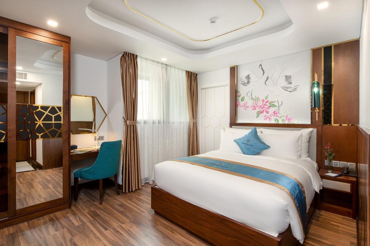 Cn Palace Boutique Hotel & Spa Дананг Экстерьер фото
